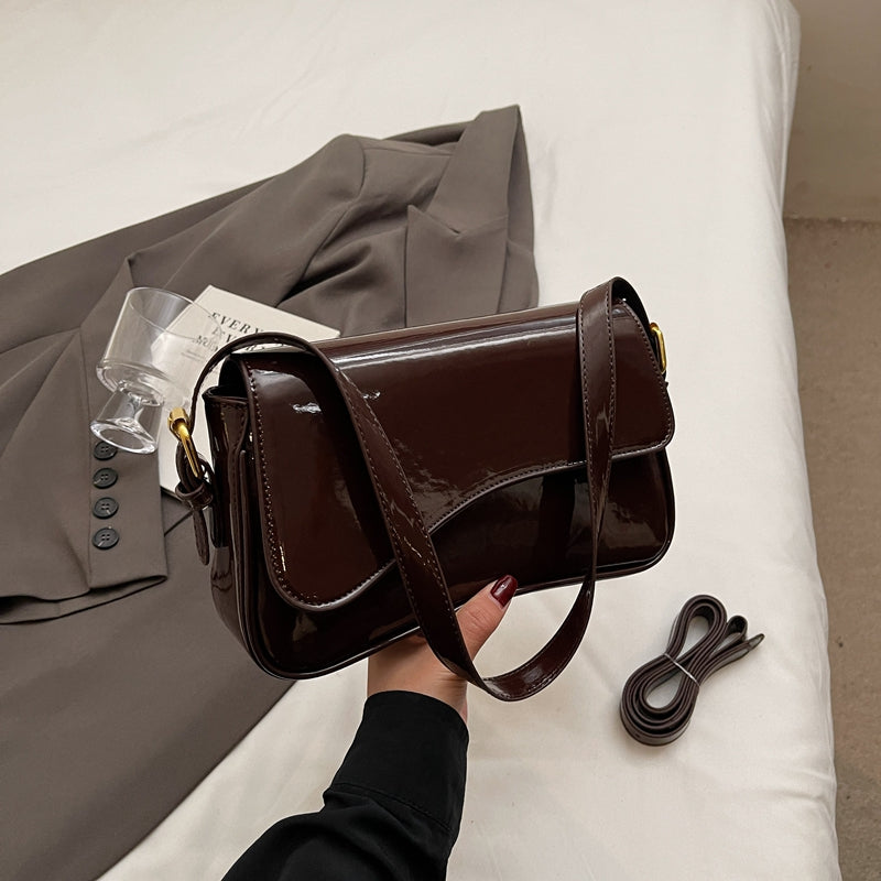Mode Clément™ | Écarlate  Sac