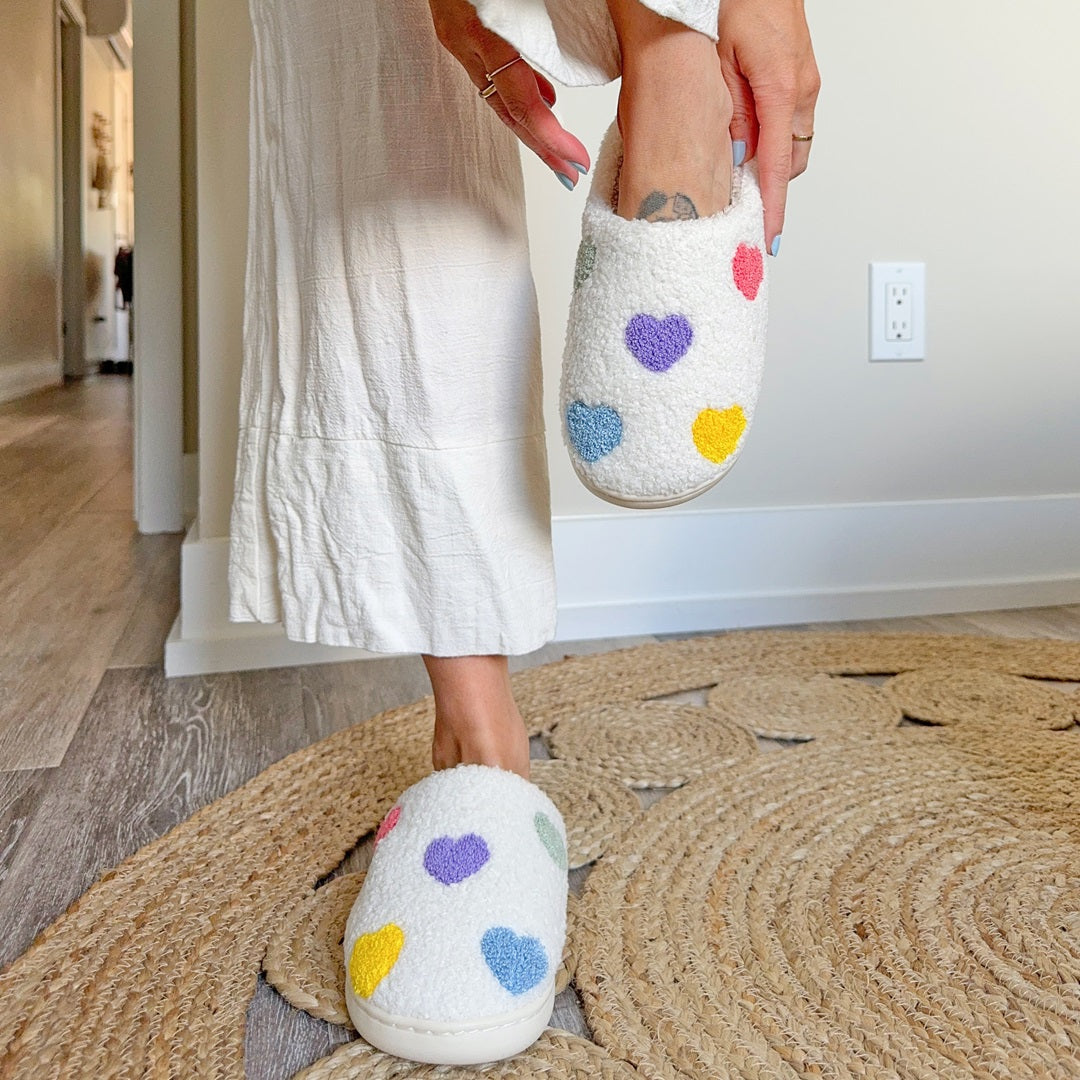 Mode Clément™ | Colourful Heart Slippers