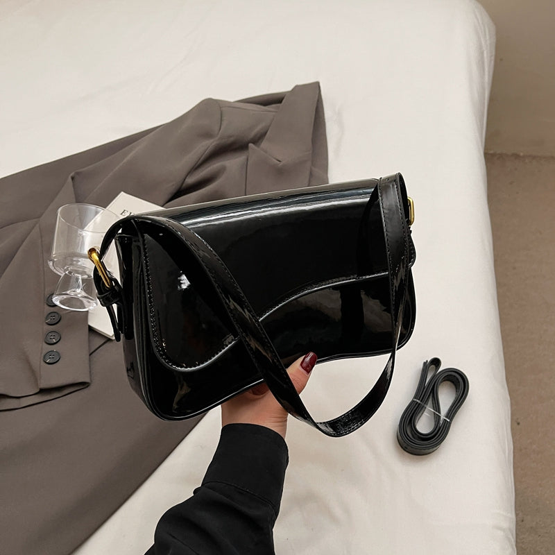 Mode Clément™ | Écarlate  Sac