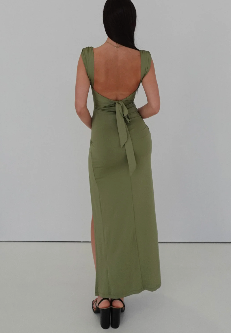 Mode Clément™ | Robe élégante avec fente