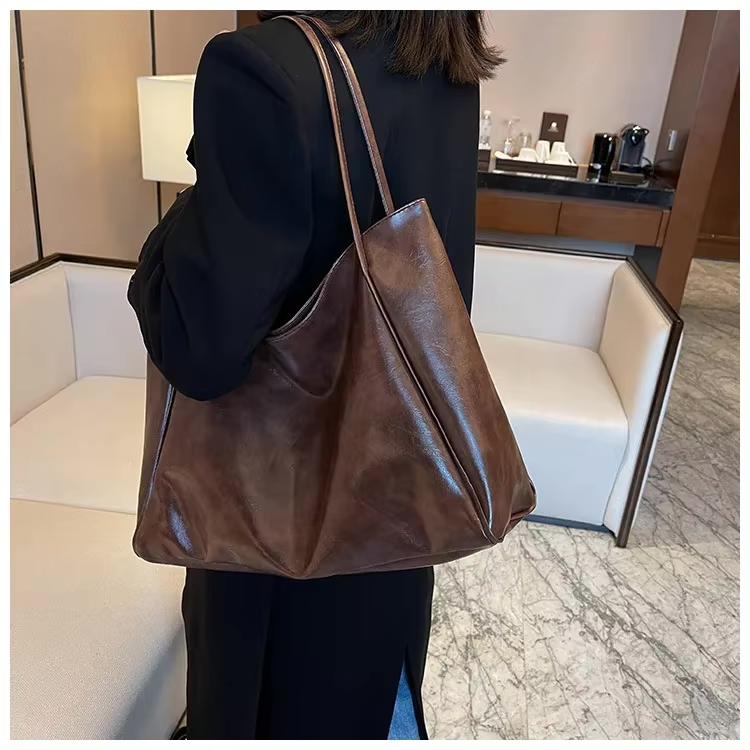 Mode Clément™ | Simplicité Élégante Tote