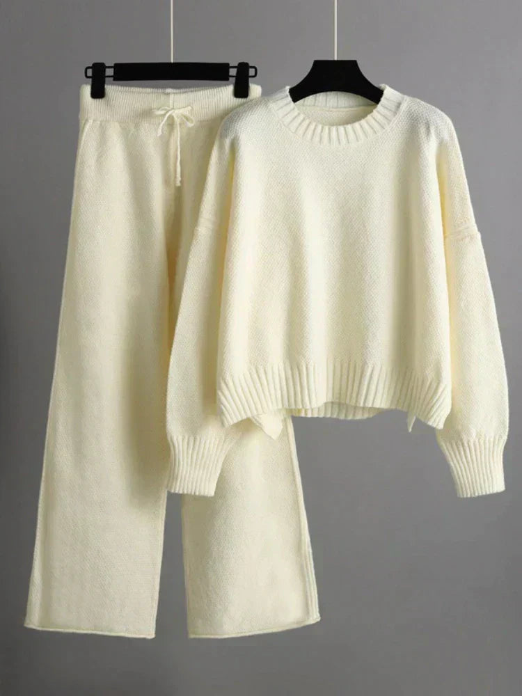 Mode Clément™ | Elegant Knit Duo