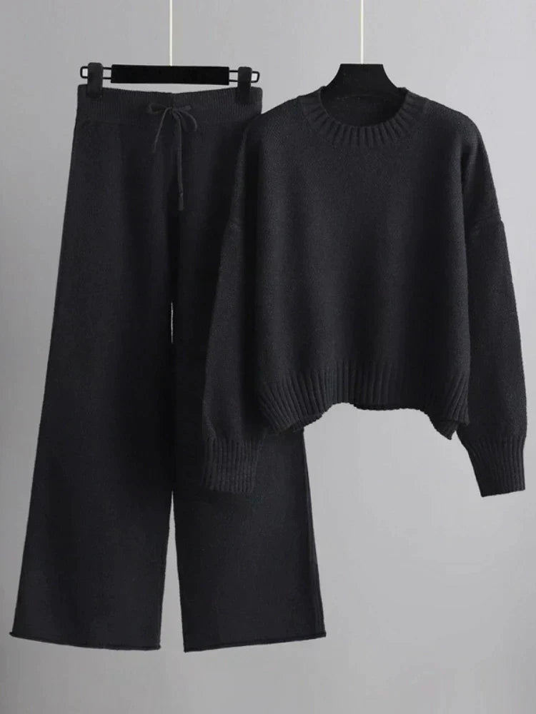 Mode Clément™ | Elegant Knit Duo